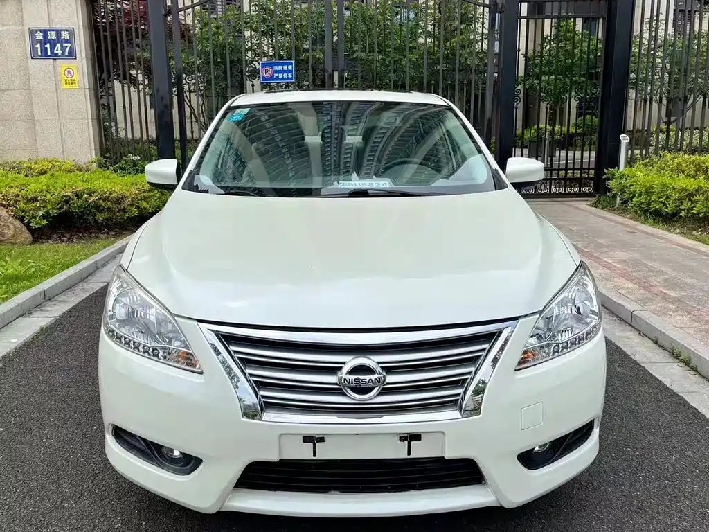 Nissan Nissan Sylphy 2012 1.6XL CVT Luxury Edition 2014 - thumbnail 2