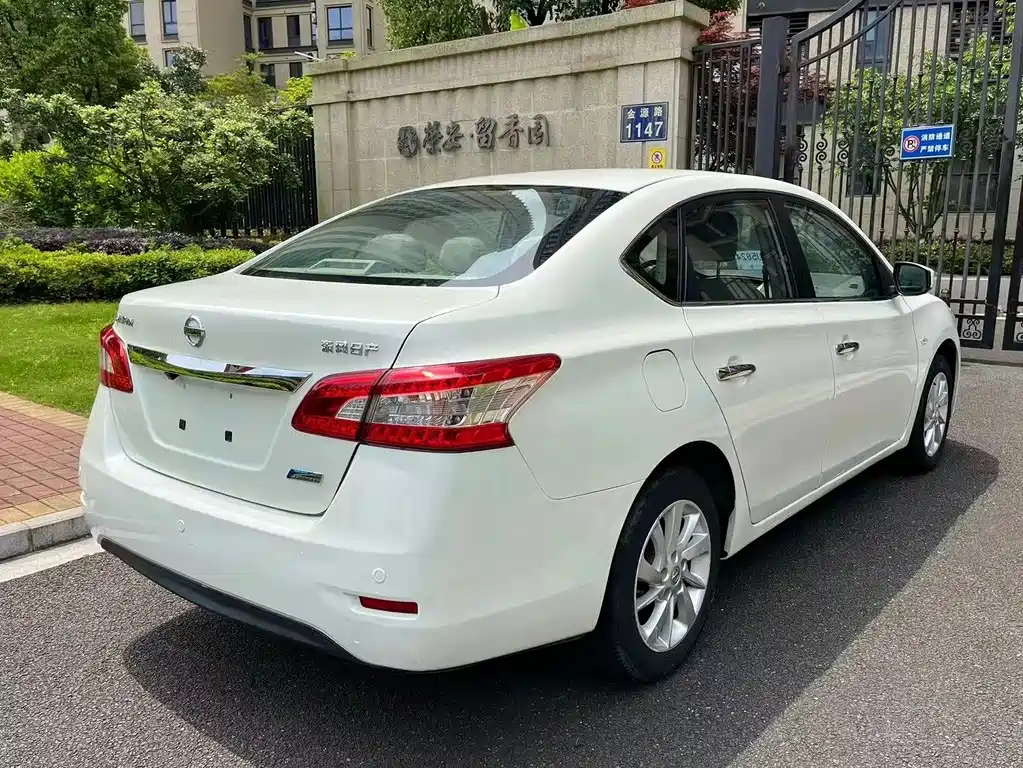 Nissan Nissan Sylphy 2012 1.6XL CVT Luxury Edition 2014 - thumbnail 4