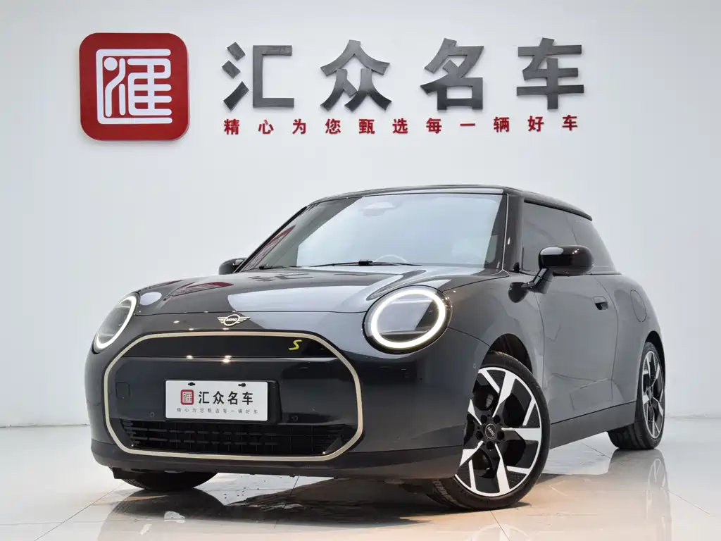 MINI MINI Cooper SE 2024 452km Artist Edition 2025