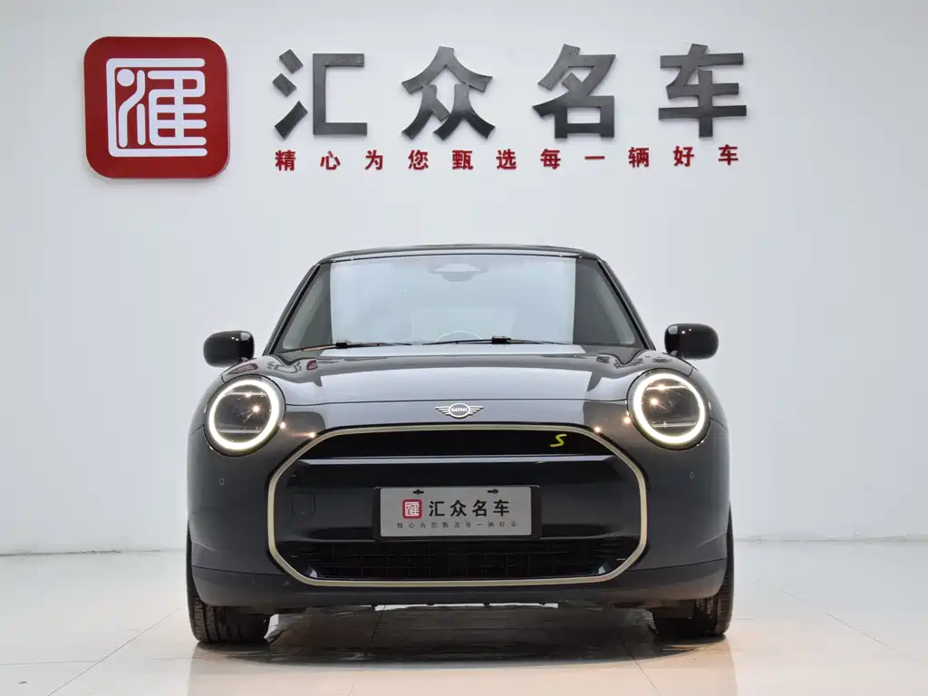 MINI MINI Cooper SE 2024 452km Artist Edition 2025 - thumbnail 2