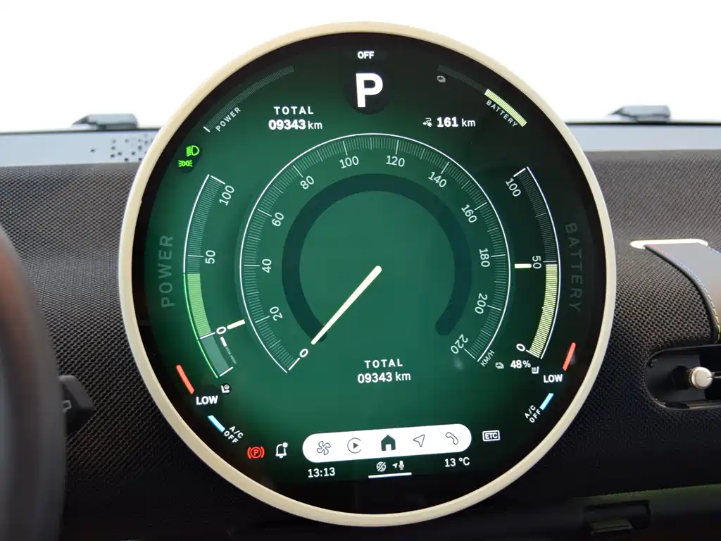 MINI MINI Cooper SE 2024 452km Artist Edition 2025 - thumbnail 15