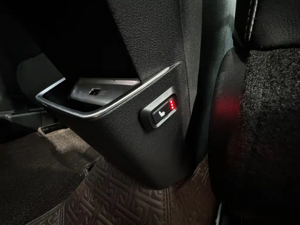 Geely Auto Geely Emgrand 2022 Model Year 4th Generation 1.5L CVT Premium Version 2022 - thumbnail 18