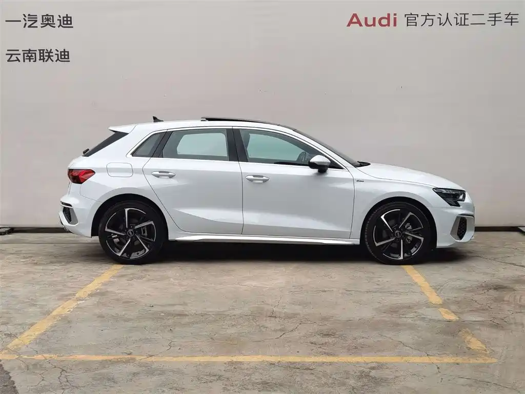 Audi Audi A3 Sportback 35 TFSI 2023 Fashion Sport Edition 2023 - thumbnail 3