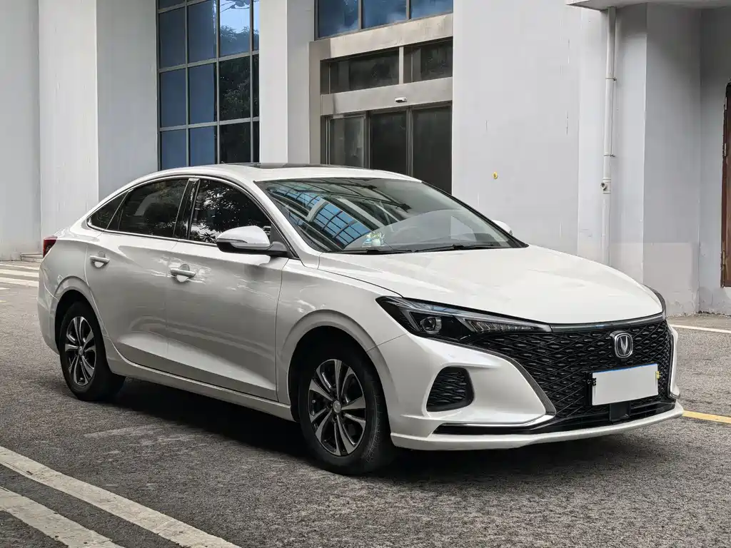 Changan Yidong 2020 PLUS Blue Whale NE 1.4T GDI DCT Premium Model 2020 - thumbnail 3