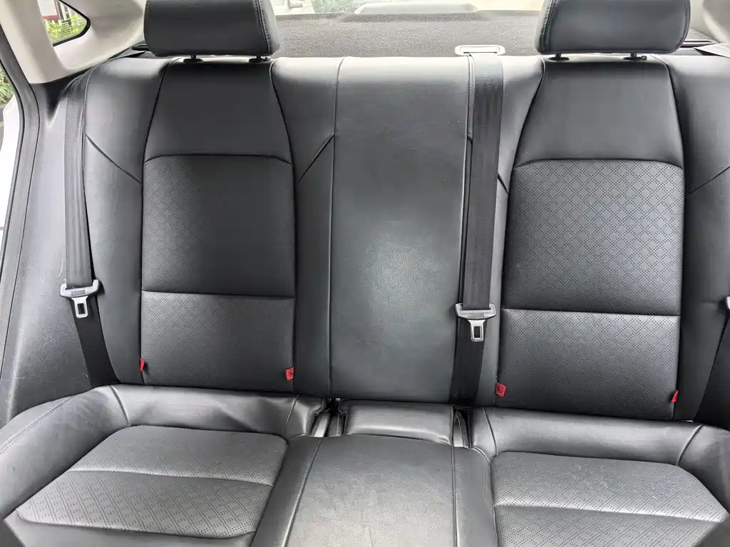 Changan Yidong 2020 PLUS Blue Whale NE 1.4T GDI DCT Premium Model 2020 - thumbnail 19