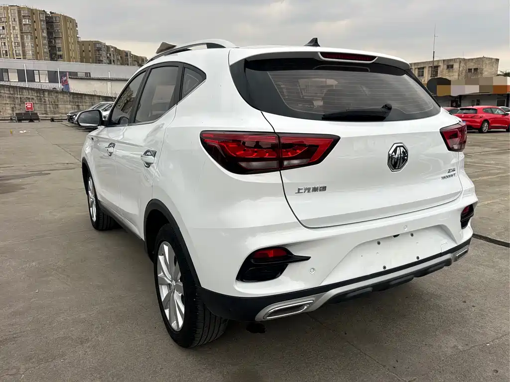 MG MG ZS 2022 180DVVT Automatic Sport Edition 2022 - thumbnail 4