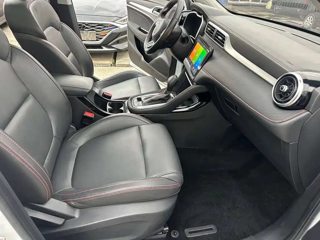 MG MG ZS 2022 180DVVT Automatic Sport Edition 2022 - thumbnail 9