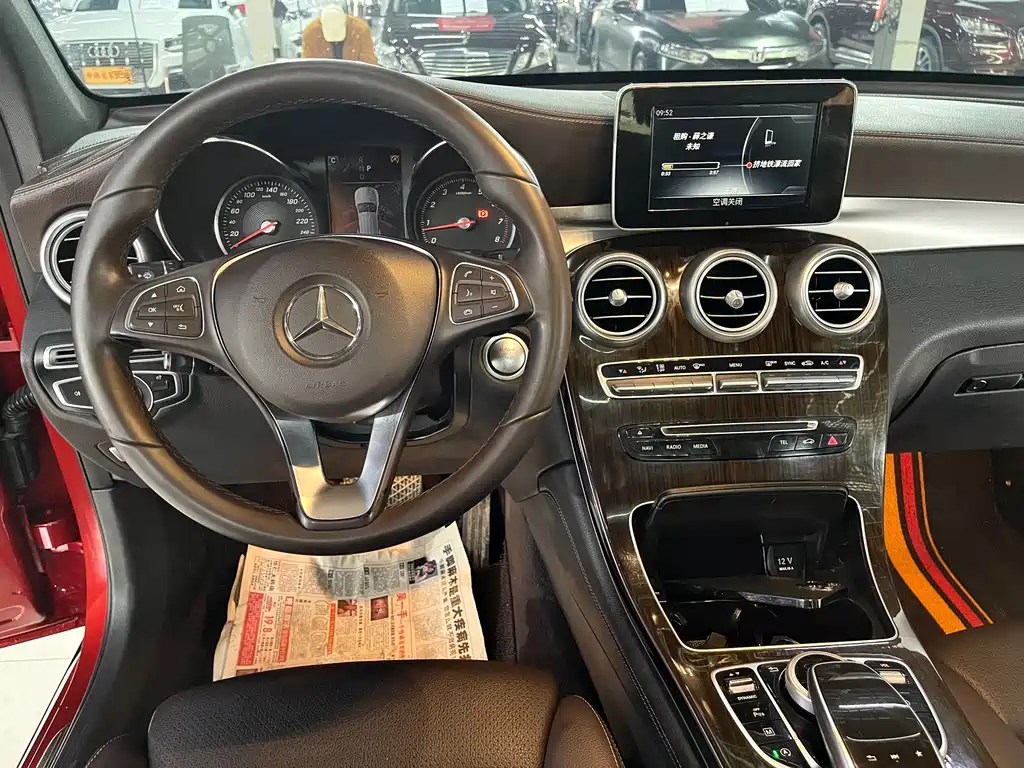 Mercedes-Benz Mercedes-Benz GLC 2019 GLC 260 L 4MATIC Dynamic Model 2018 - thumbnail 8