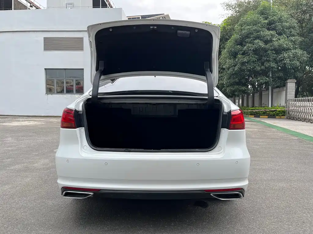 Changan Changan Raeton CC 2022 Blue Whale Edition 1.5T DCT Premium Model 2021 - thumbnail 14