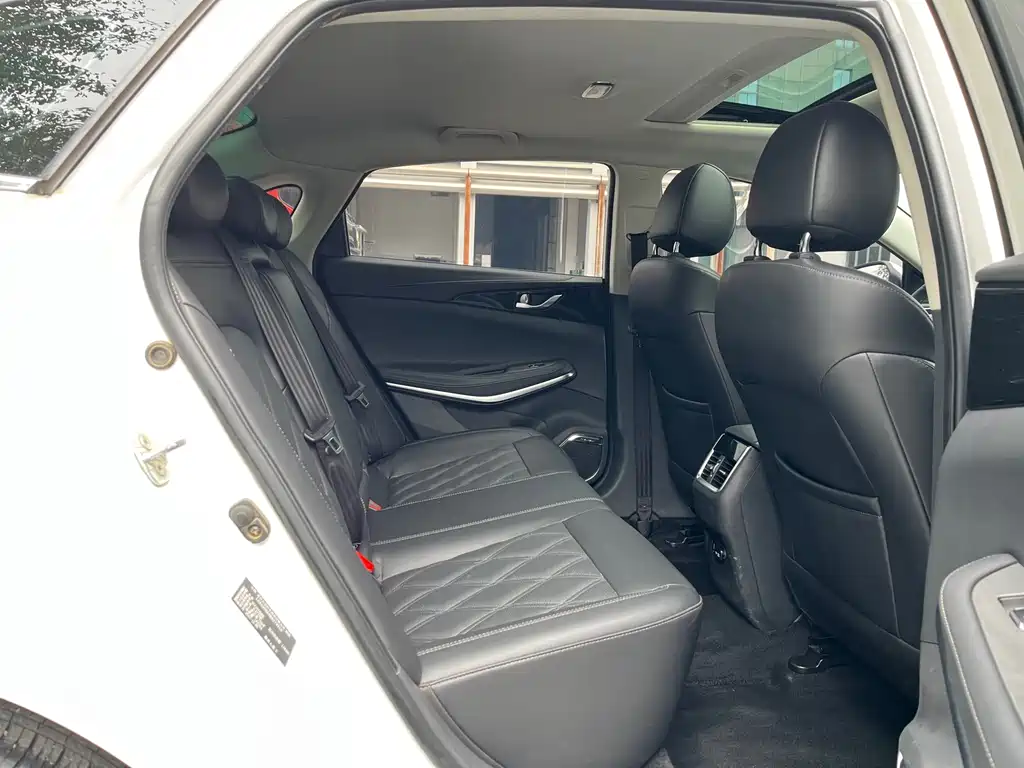 Changan Changan Raeton CC 2022 Blue Whale Edition 1.5T DCT Premium Model 2021 - thumbnail 17