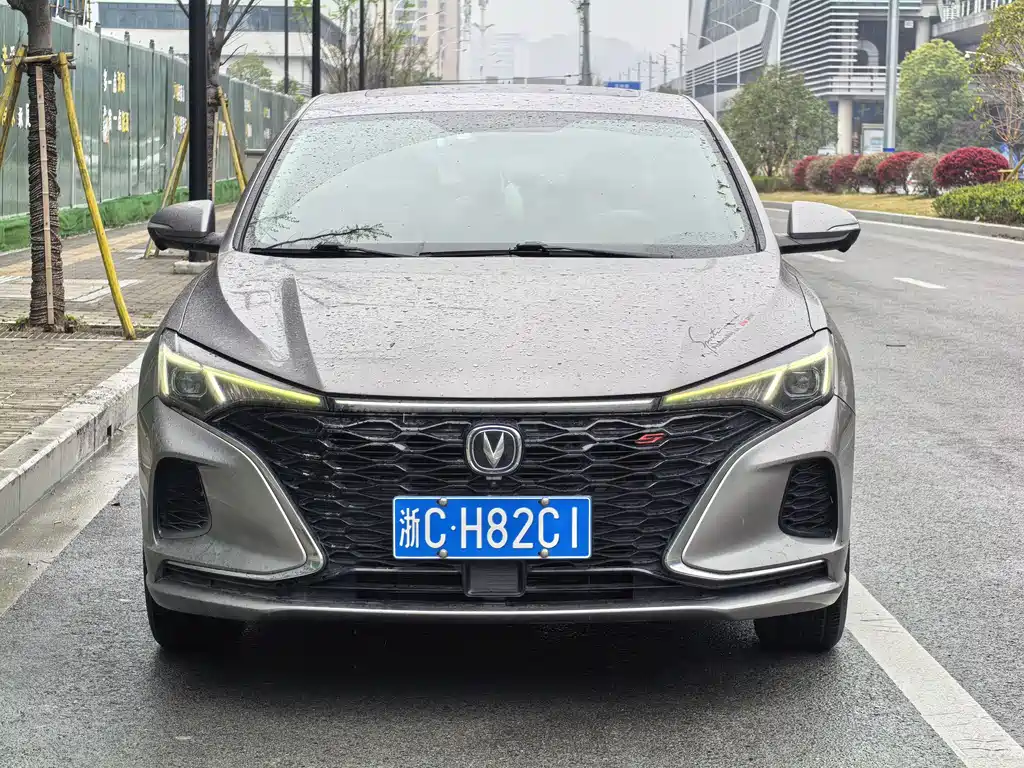 Changan Yidong 2021 PLUS Blue Whale NE 1.4T GDI DCT Premium Edition 2021 - thumbnail 2