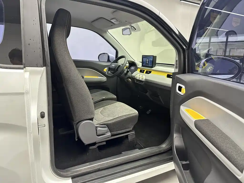 Chery QQ Chery QQ Ice Cream 2022 Model 170km Sundae Lithium Iron Phosphate 2023 - thumbnail 10