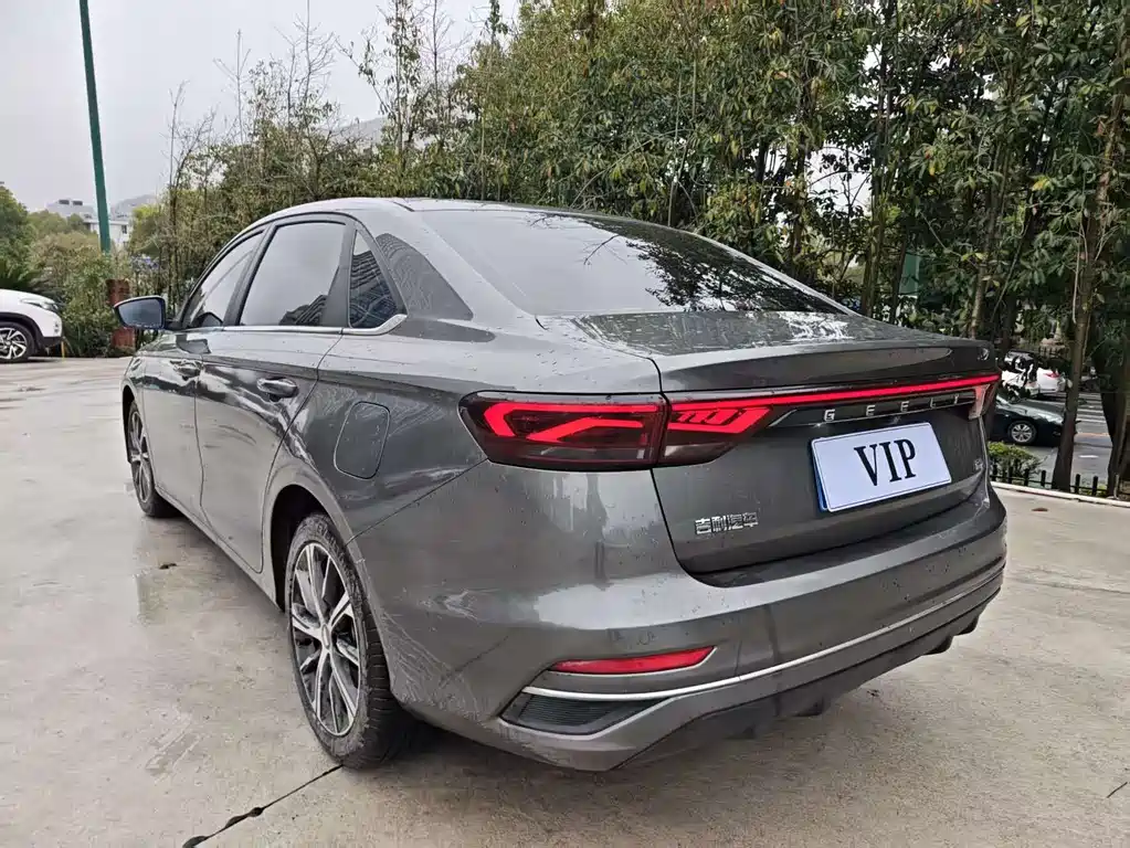 Geely Auto Geely Emgrand 2022 4th Generation 1.5L CVT Luxury Edition 2022 - thumbnail 7