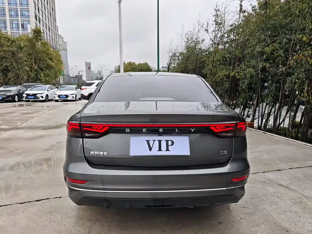 Geely Auto Geely Emgrand 2022 4th Generation 1.5L CVT Luxury Edition 2022 - thumbnail 8