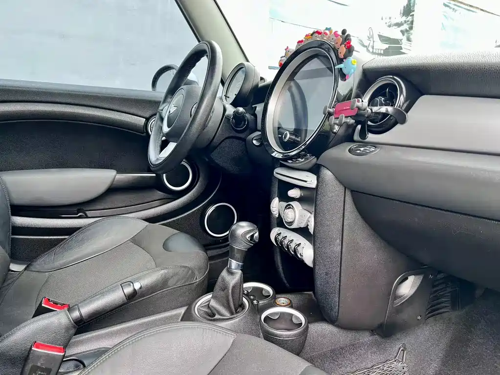 MINI MINI CLUBMAN 2010 1.6L COOPER Cheer 2009 - thumbnail 16