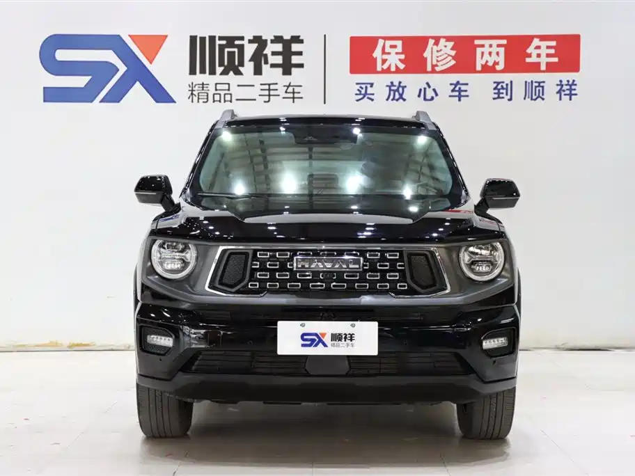 Haval Haval Big Dog PLUS 2023 2.0T AWD潮野Plus  Note: "潮野Plus" doesn't have a direct international equivalent as it appears to be a Chinese marketing term combining "trendy/wild" concepts. The internationally accepted name would typically be "Haval Big Dog PLUS 2023 2.0T AWD" with the additional trim level designation following standard naming conventions. 2024 - thumbnail 2