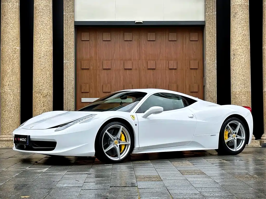 Ferrari Ferrari 458 Italia 2011 4.5L 2012