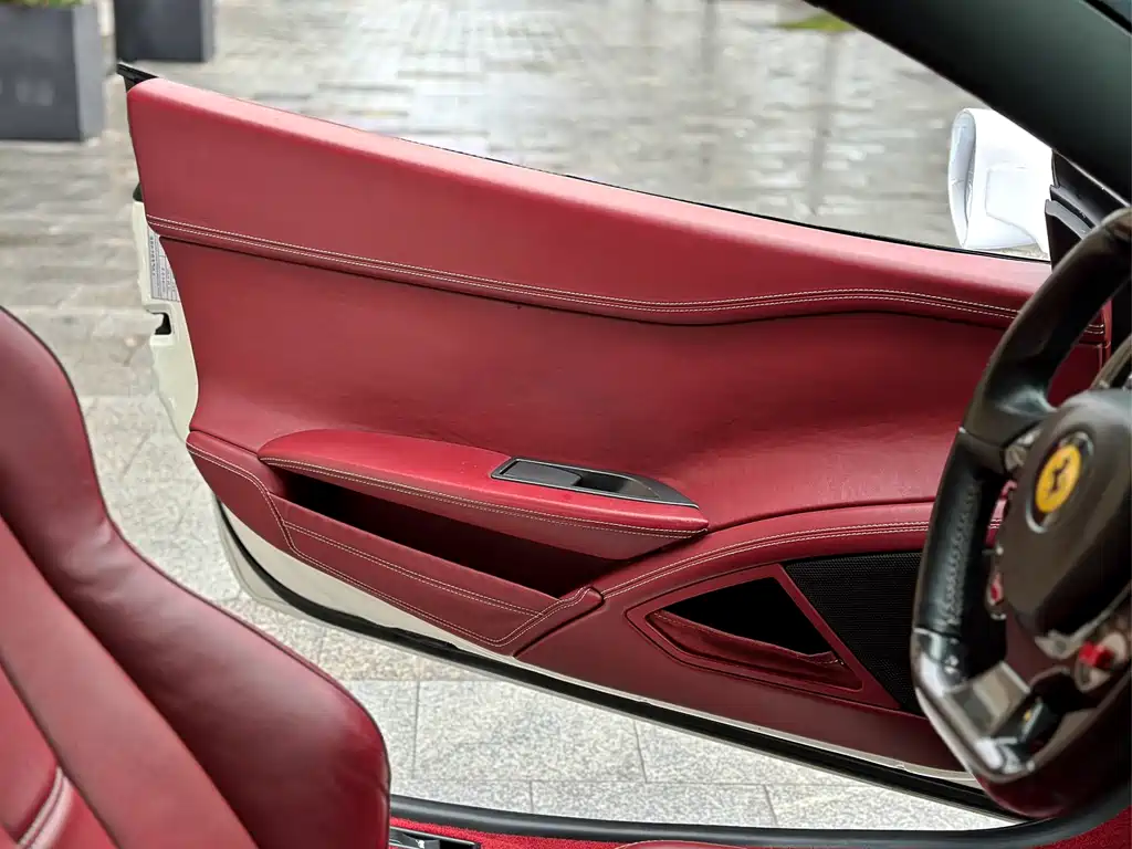 Ferrari Ferrari 458 Italia 2011 4.5L 2012 - thumbnail 16