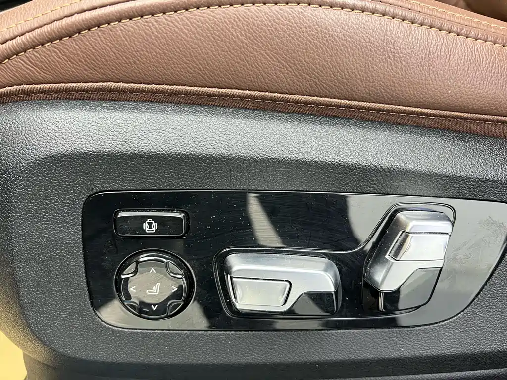 BMW BMW X5 xDrive40i M Sport Package 2022 - thumbnail 7