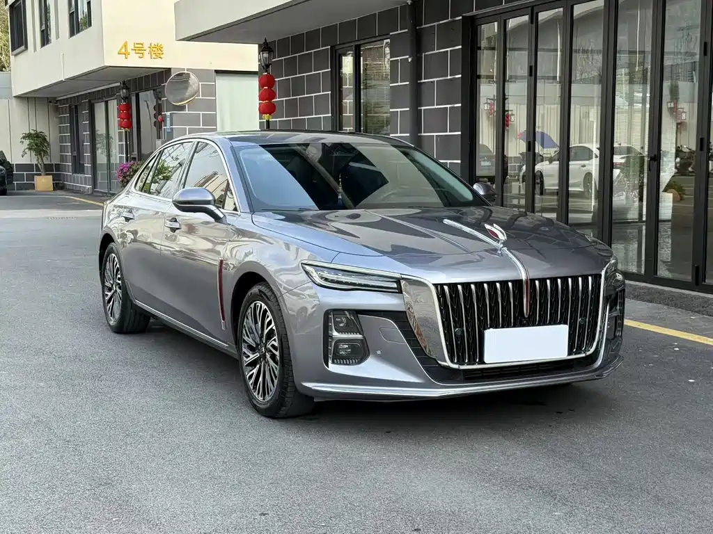 Hongqi Hongqi H5 2023 2.0T Automatic Smart Connectivity Flag Enjoyment Edition 2023 - thumbnail 3