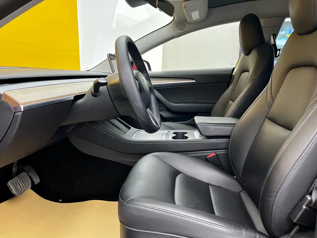 Tesla Model 3 2021 Standard Range Rear-Wheel Drive Enhanced Version 3D1 2021 - thumbnail 3