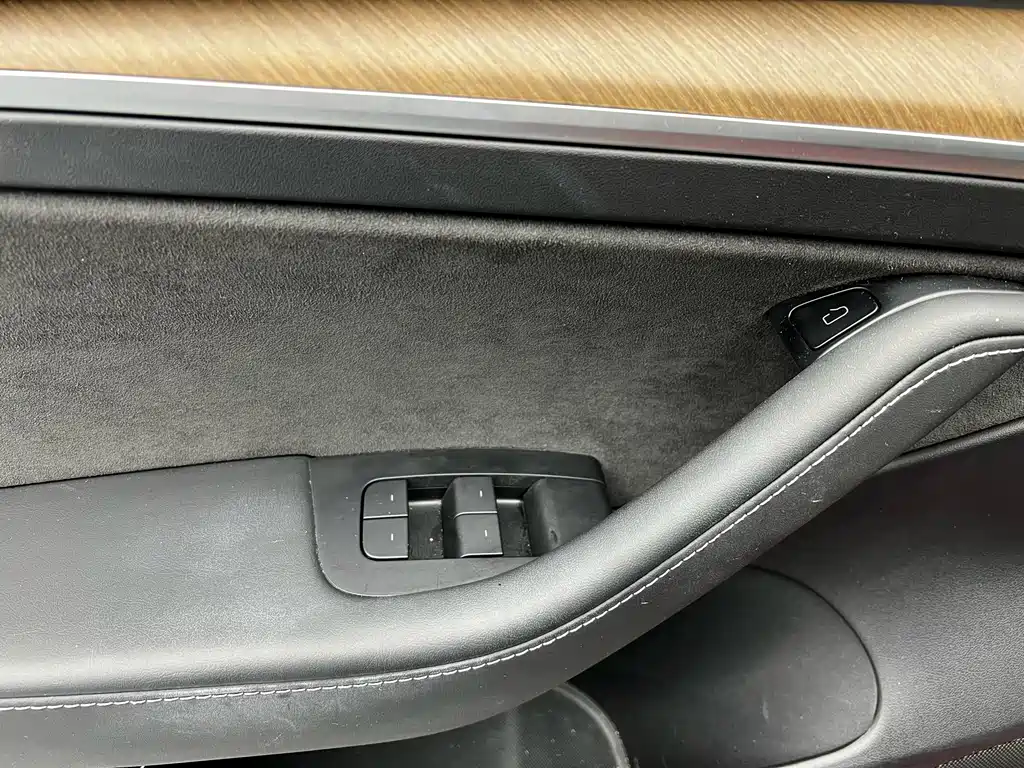 Tesla Model 3 2021 Standard Range Rear-Wheel Drive Enhanced Version 3D1 2021 - thumbnail 5
