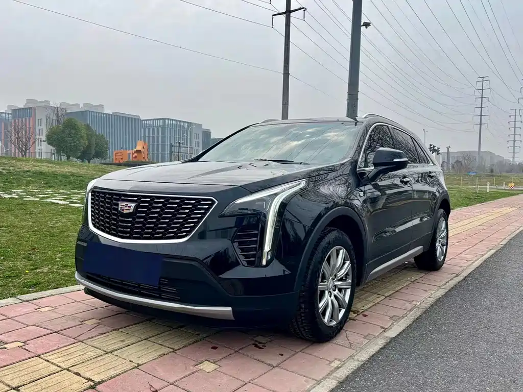 Cadillac Cadillac XT4 2020 28T FWD Premium Luxury 2020