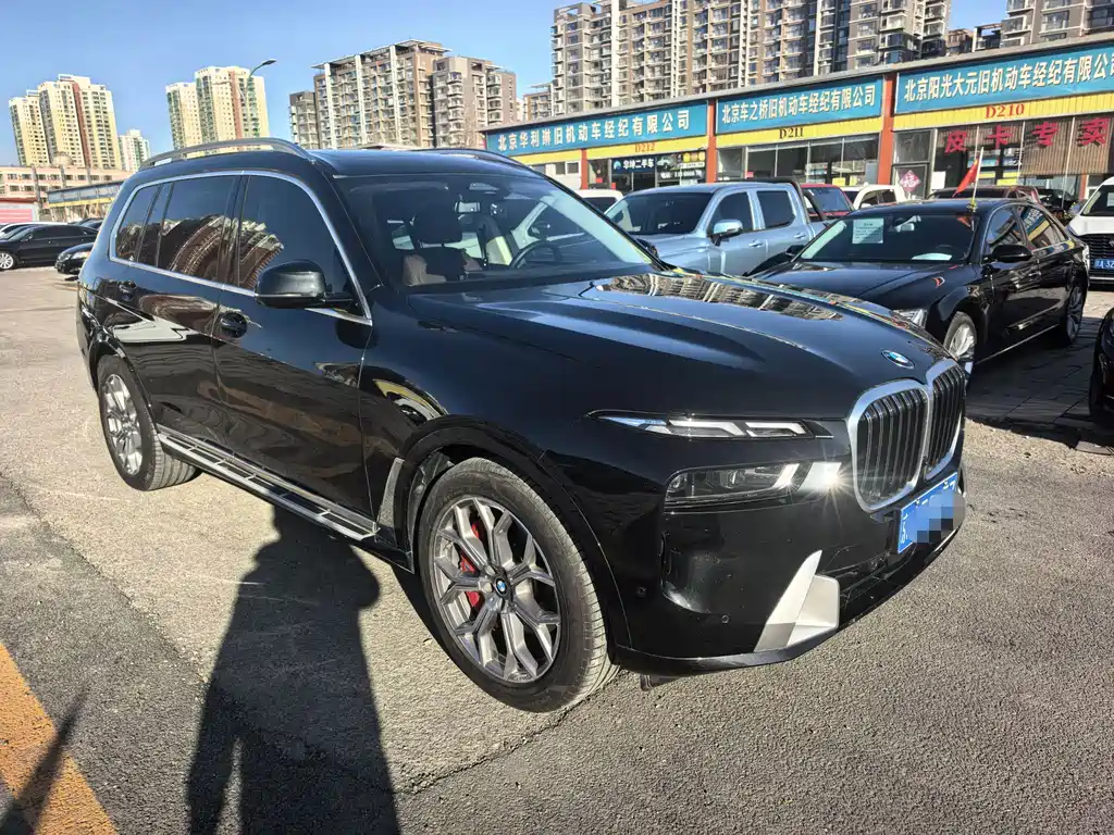 BMW BMW X7 xDrive40i Luxury Package 2024 - thumbnail 2