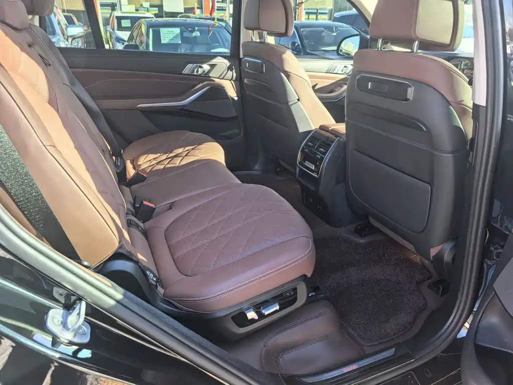 BMW BMW X7 xDrive40i Luxury Package 2024 - thumbnail 8