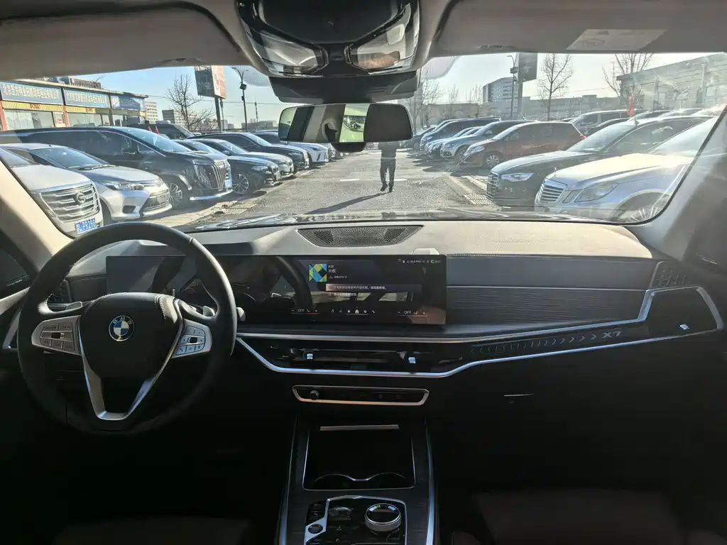 BMW BMW X7 xDrive40i Luxury Package 2024 - thumbnail 9