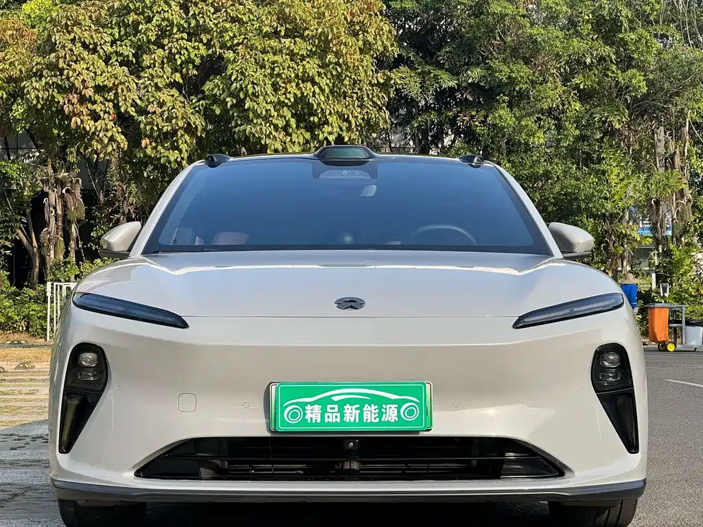 NIO NIO ET5T 2023 75kWh Touring 2023 - thumbnail 2