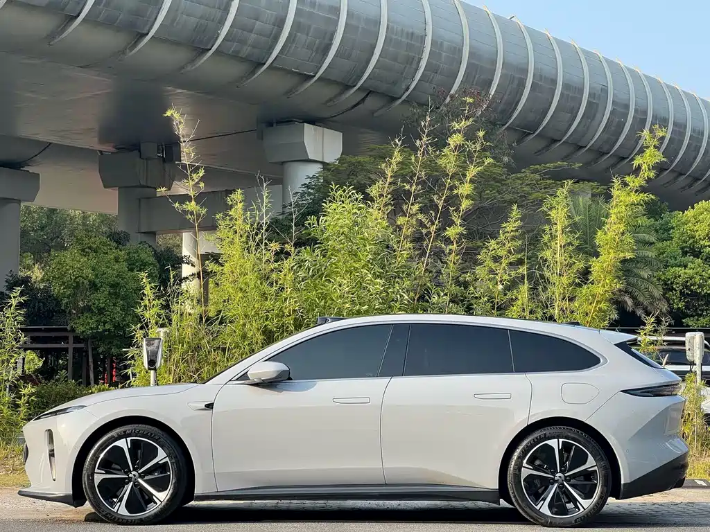 NIO NIO ET5T 2023 75kWh Touring 2023 - thumbnail 7
