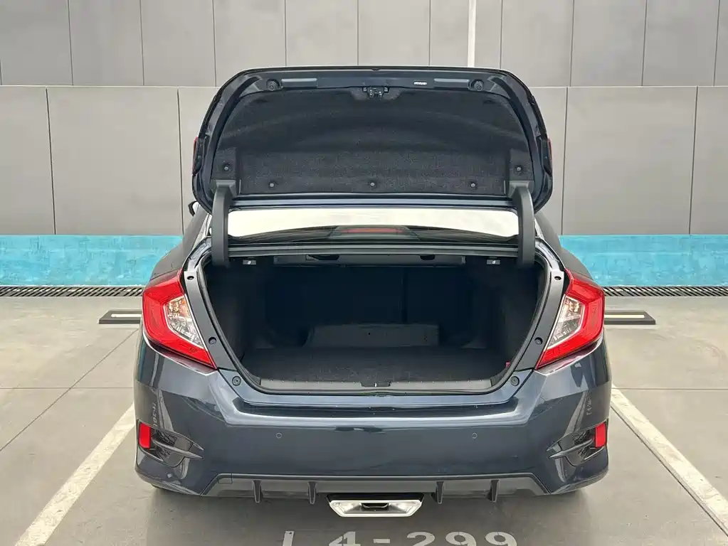 Honda Honda Civic 2019 220TURBO CVT Sport Edition China V 2020 - thumbnail 12