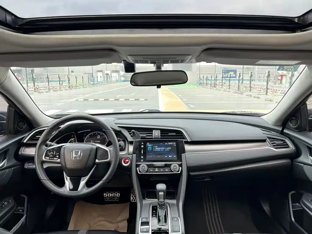 Honda Honda Civic 2019 220TURBO CVT Sport Edition China V 2020 - thumbnail 15