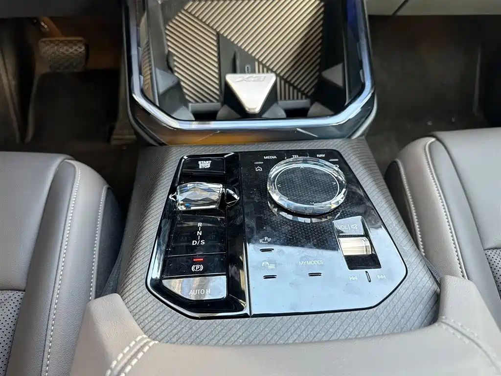 BMW BMW X3 2025 xDrive30L Premium M Sport Package 2025 - thumbnail 10