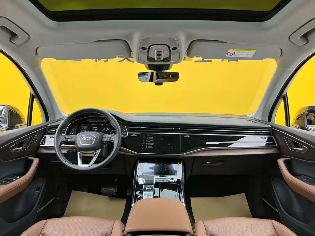 Audi Audi Q7 2024 55 TFSI quattro S line Sport Package 2025 - thumbnail 9
