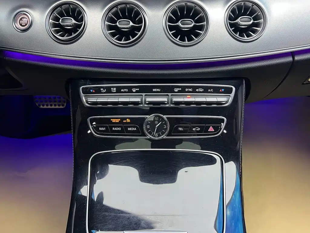 Mercedes-Benz Mercedes-Benz E-Class Coupe 2017 E 200 4MATIC 2018 - thumbnail 13