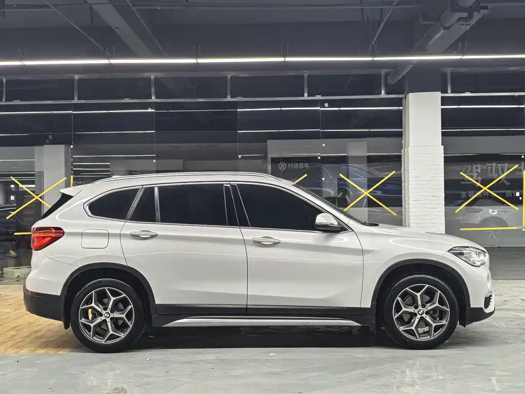 BMW BMW X1 2018 sDrive18Li Premium Model 2017 - thumbnail 8