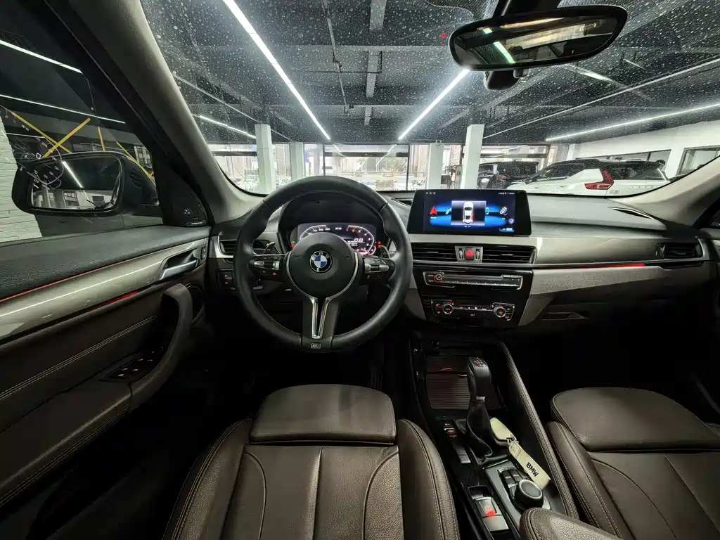 BMW BMW X1 2018 sDrive18Li Premium Model 2017 - thumbnail 15