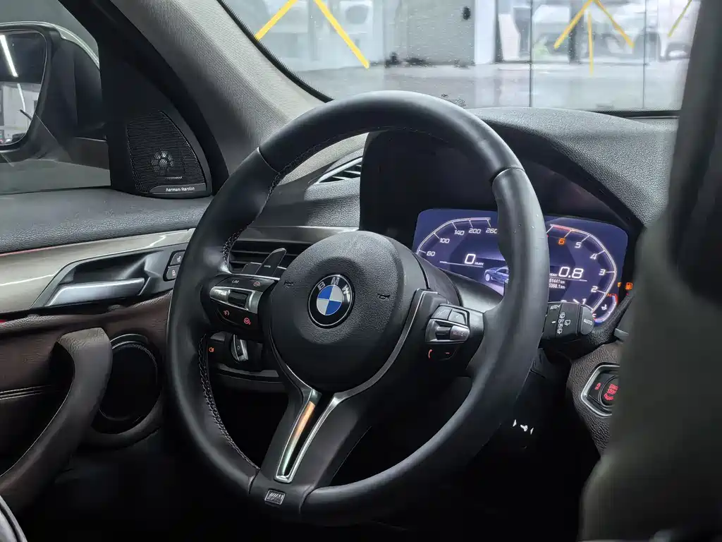 BMW BMW X1 2018 sDrive18Li Premium Model 2017 - thumbnail 16