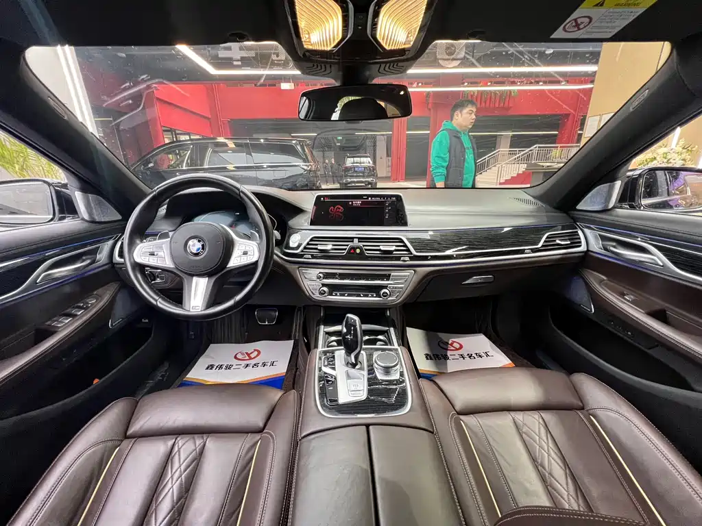 BMW BMW 7 Series 2021 730Li M Sport Package 2021 - thumbnail 12