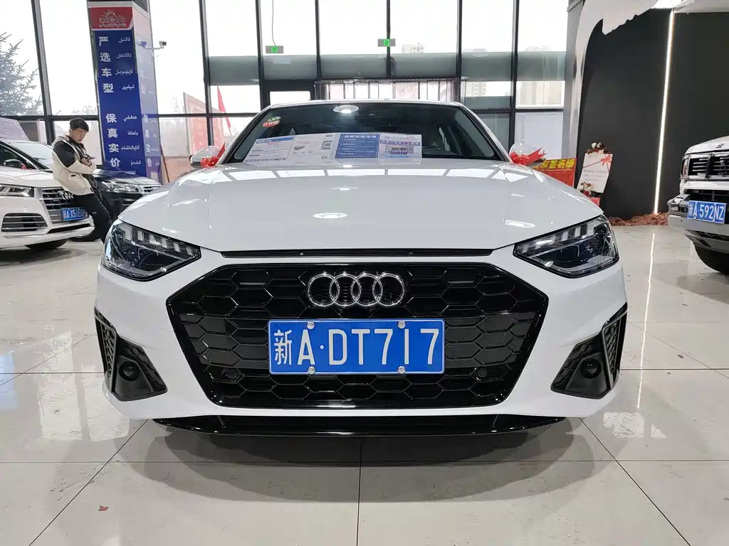 Audi Audi A4L 2022 40 TFSI Premium Dynamic Edition 2022 - thumbnail 2