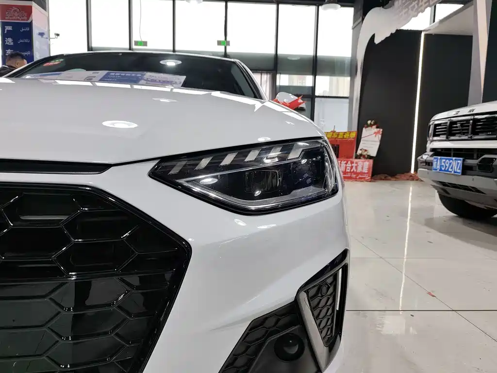 Audi Audi A4L 2022 40 TFSI Premium Dynamic Edition 2022 - thumbnail 15