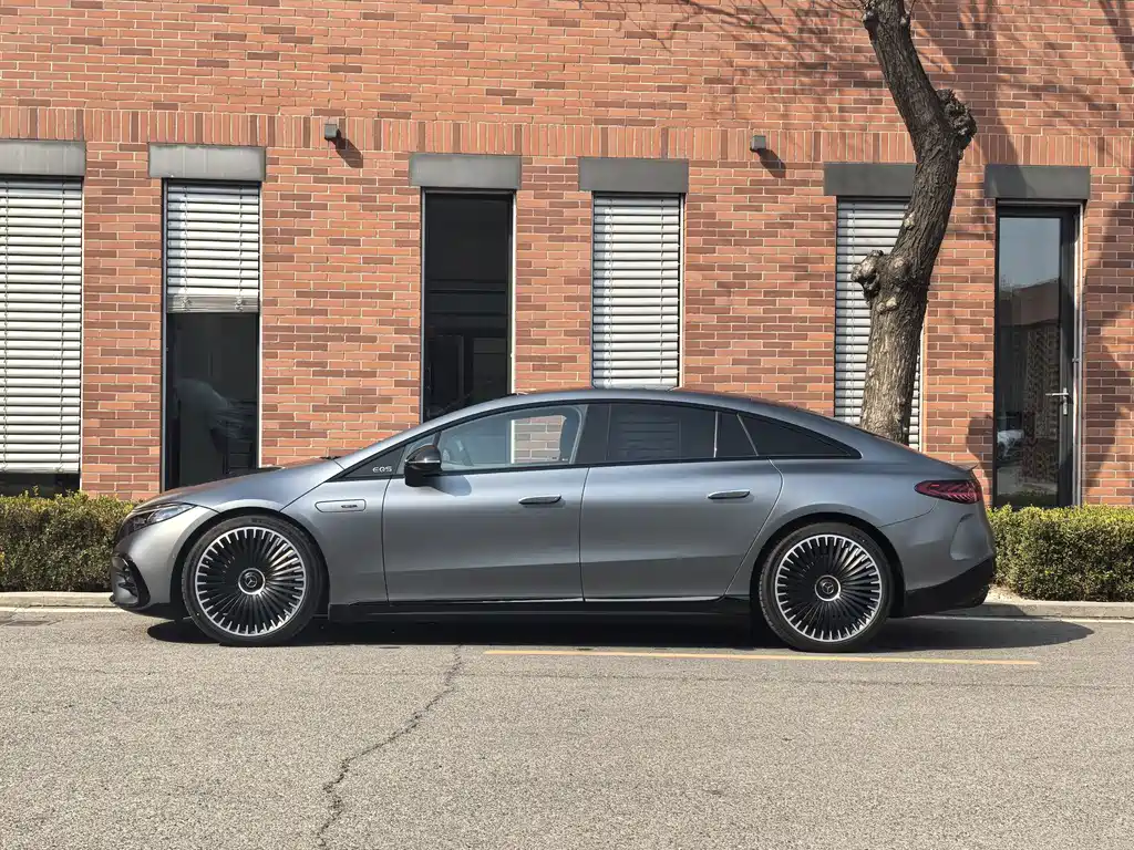 Mercedes-Benz Mercedes-Benz EQS AMG 2022 AMG EQS 53 4MATIC+ 2025 - thumbnail 2
