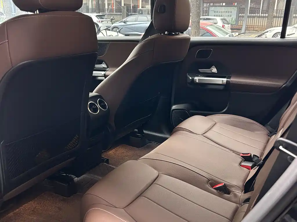 Mercedes-Benz Mercedes-Benz GLB 2026 GLB 220 Dynamic 2026 - thumbnail 6