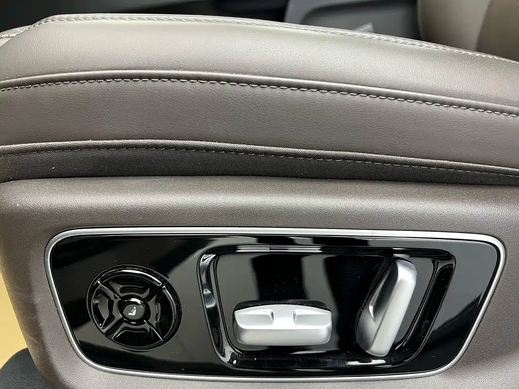 Li Auto Li L9 2022 Max 2022 - thumbnail 6
