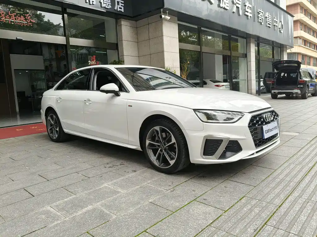 Audi Audi A4L 2025 200th Anniversary Edition 40 TFSI Sport Elegant 2025 - thumbnail 11