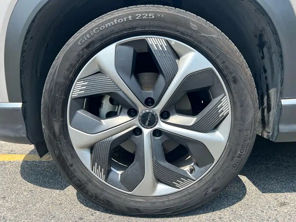 BYD BYD F7 2023 DM-i 100KM Flagship 2023 - thumbnail 10