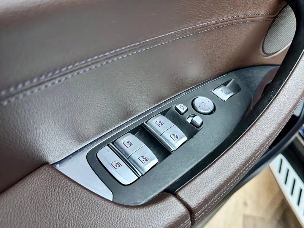BMW BMW X3 2021 xDrive28i M Sport Package 2021 - thumbnail 12