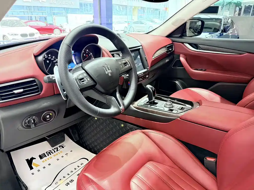 Maserati Maserati Levante 2016 3.0T Standard 2016 - thumbnail 6
